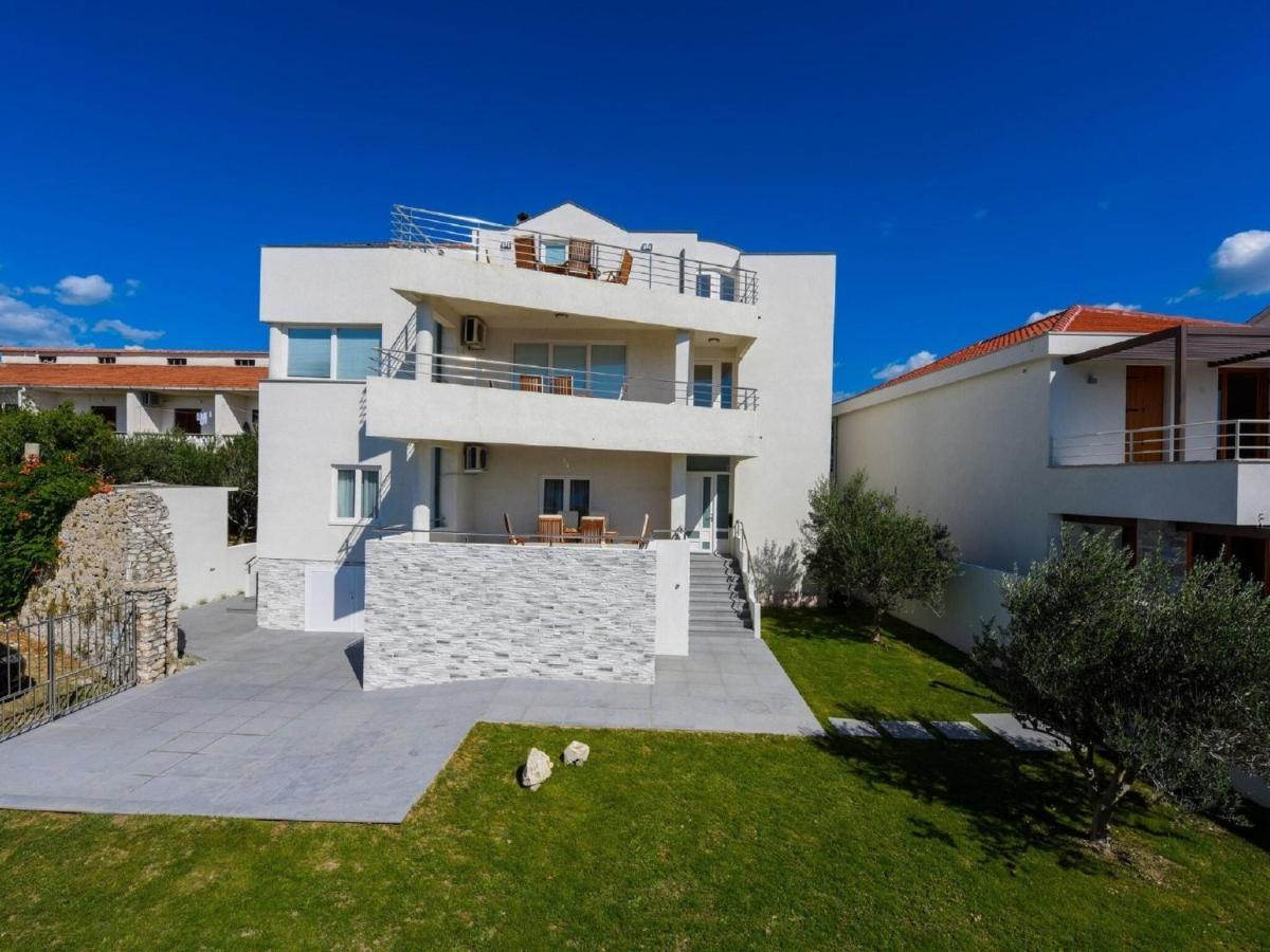 Modern Villa In Nin With Terrace מראה חיצוני תמונה